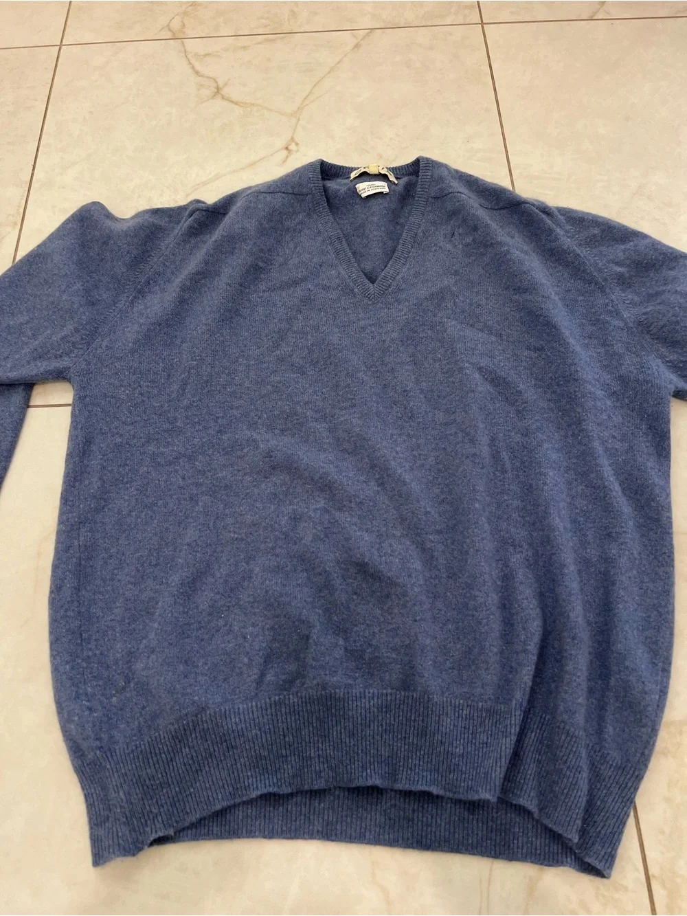 Orvis Blue Cashmere V-Neck Sweater Size XL